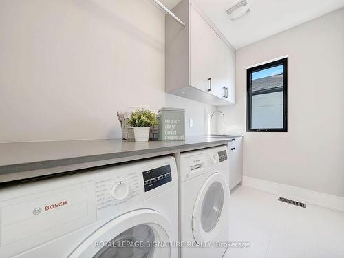 16 Walsh Ave, Toronto, ON - Indoor Photo Showing Laundry Room