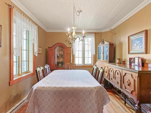 Dining room - 225 Ch. De La Rivière-Des-Fèves S., Sainte-Martine, QC - Indoor