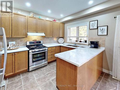 61 Oblate Crescent, Brampton, ON - Indoor Photo Showing Kitchen With Double Sink