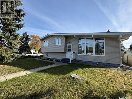 3 Rosefield Drive, Yorkton, SK - Outdoor