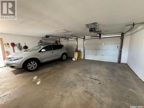 3 Rosefield Drive, Yorkton, SK - Indoor Photo Showing Garage