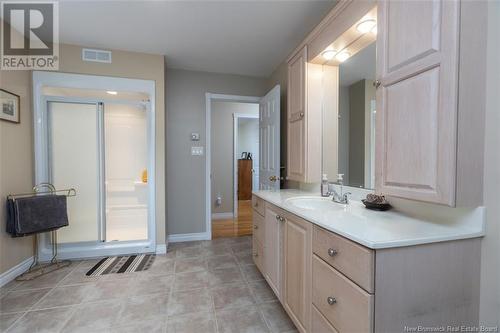 333 Cornwall Road, Shediac, NB - Indoor Photo Showing Bathroom