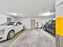 Garage - 