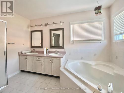 70 Dewbourne Place, Whitby (Pringle Creek), ON - Indoor Photo Showing Bathroom