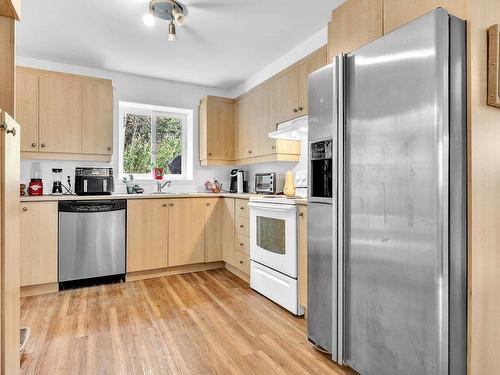 Cuisine - 6 Rue Du Bois-Du-Ruisseau, Morin-Heights, QC - Indoor Photo Showing Kitchen