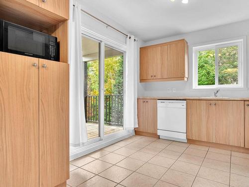 Cuisine - 6 Rue Du Bois-Du-Ruisseau, Morin-Heights, QC - Indoor Photo Showing Kitchen