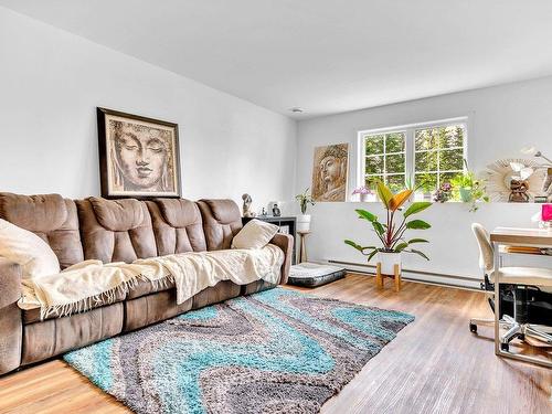 Salon - 6 Rue Du Bois-Du-Ruisseau, Morin-Heights, QC - Indoor Photo Showing Living Room