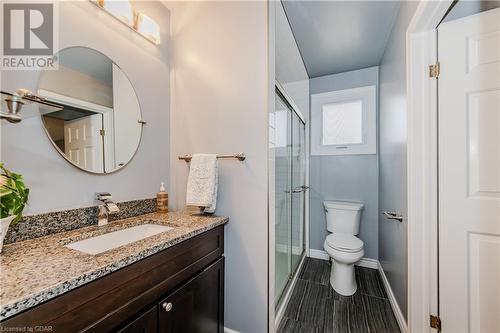 120 Oakhurst Crescent, Kitchener, ON - Indoor Photo Showing Bathroom