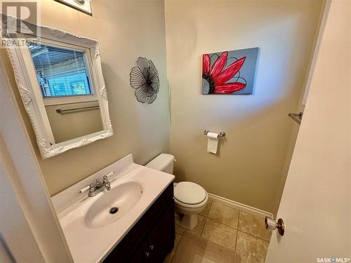 64 Clarewood Crescent, Yorkton, SK - Indoor Photo Showing Bathroom