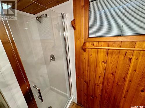 64 Clarewood Crescent, Yorkton, SK - Indoor Photo Showing Bathroom