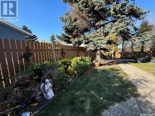 64 Clarewood Crescent, Yorkton, SK - Outdoor