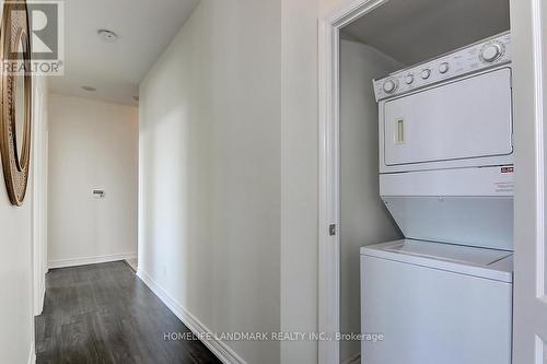 Uph 05 - 60 Town Centre Court, Toronto, ON - Indoor Photo Showing Laundry Room