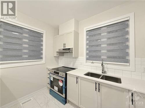 359 Falsetto Street, Ottawa, ON - Indoor Photo Showing Kitchen With Double Sink