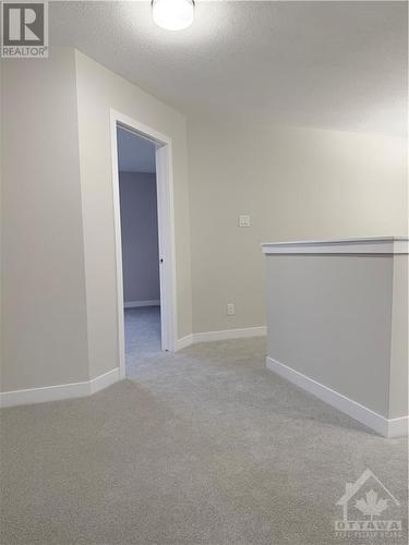 359 Falsetto Street, Ottawa, ON - Indoor Photo Showing Other Room