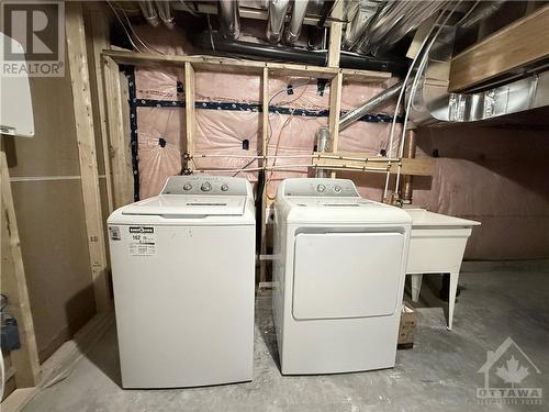 359 Falsetto Street, Ottawa, ON - Indoor Photo Showing Laundry Room