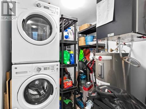 13-85 Aksala Drive, Whitehorse, YT - Indoor Photo Showing Laundry Room