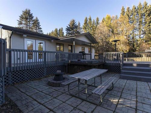 6296 Mapleward Road, Thunder Bay, ON - Outdoor With Deck Patio Veranda