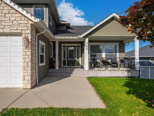 580 Raeburn Drive, Kamloops, BC - Outdoor With Deck Patio Veranda