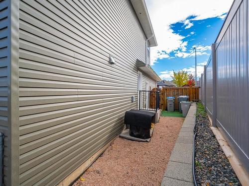 580 Raeburn Drive, Kamloops, BC - Outdoor With Exterior