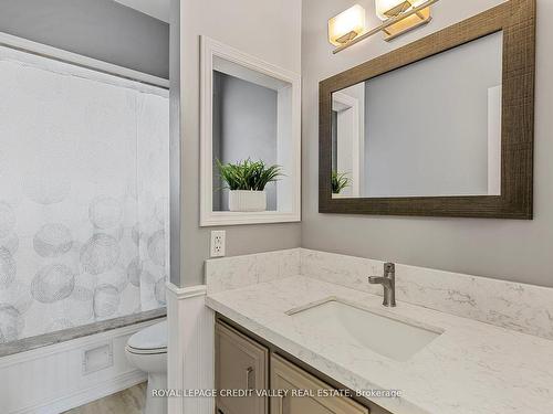 78 Caledon Cres, Brampton, ON - Indoor Photo Showing Bathroom