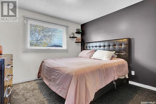 203 Church Drive, Regina, SK - Indoor Photo Showing Bedroom