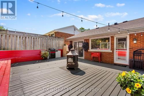 17 Battlefield Drive, Hamilton, ON - Outdoor With Deck Patio Veranda With Exterior