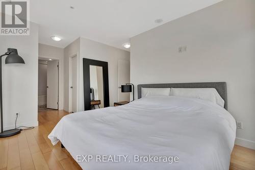 1001 - 1 Victoria Street S, Kitchener, ON - Indoor Photo Showing Bedroom