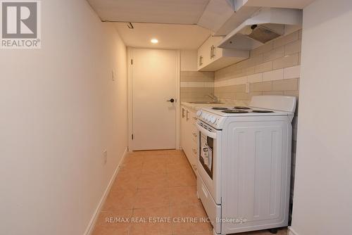 14 Graham Avenue S, Hamilton, ON - Indoor Photo Showing Kitchen