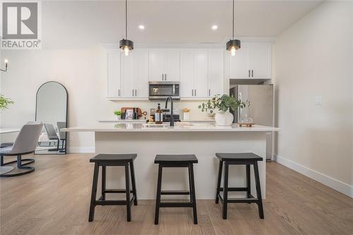 627 Anise Lane, Sarnia, ON - Indoor Photo Showing Kitchen With Upgraded Kitchen