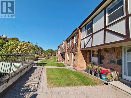 85 - 25 Brimwood Boulevard, Toronto, ON - Outdoor