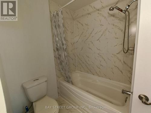 85 - 25 Brimwood Boulevard, Toronto, ON - Indoor Photo Showing Bathroom