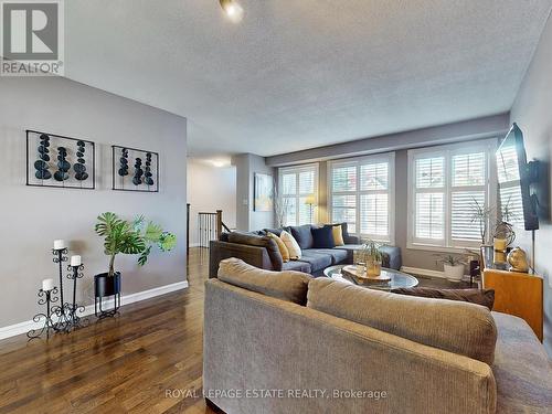 2 - 1345 Altona Road, Pickering, ON - Indoor Photo Showing Living Room