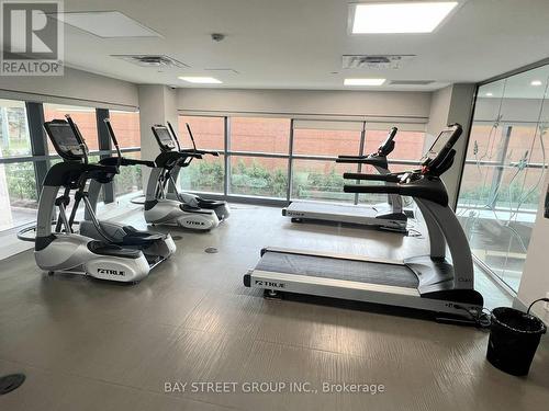 515 - 7608 Yonge Street, Vaughan, ON - Indoor Photo Showing Gym Room