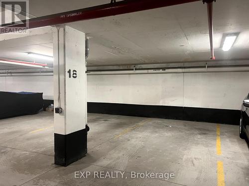 Ph22 - 28 Prince Regent Street, Markham, ON - Indoor Photo Showing Garage