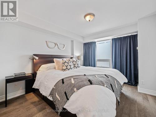 805 - 7 North Park Road, Vaughan, ON - Indoor Photo Showing Bedroom