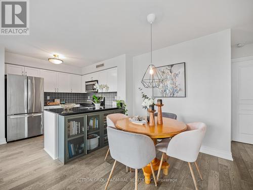 805 - 7 North Park Road, Vaughan, ON - Indoor Photo Showing Dining Room