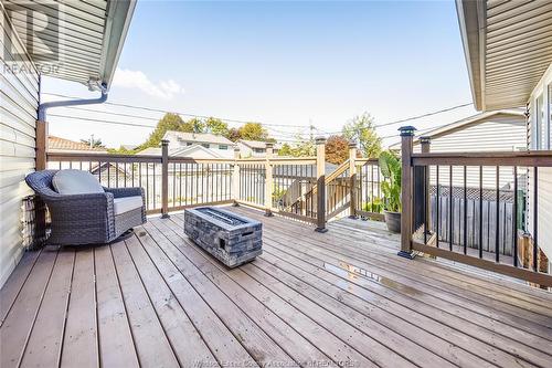 3950 Myrtle Avenue, Windsor, ON - Outdoor With Deck Patio Veranda With Exterior