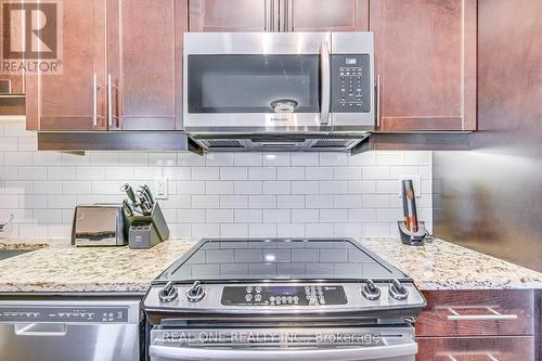 222 - 128 Garden Drive, Oakville, ON - Indoor Photo Showing Kitchen With Stainless Steel Kitchen With Upgraded Kitchen