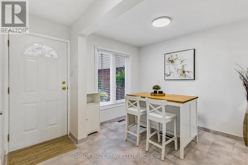 10 Shelbourne Court, Brampton, ON - Indoor Photo Showing Dining Room