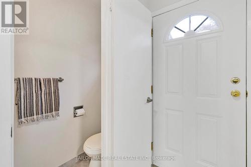 10 Shelbourne Court, Brampton, ON - Indoor