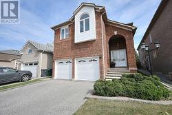 5421 KINGLET AVENUE  Mississauga, ON L5V 2C8