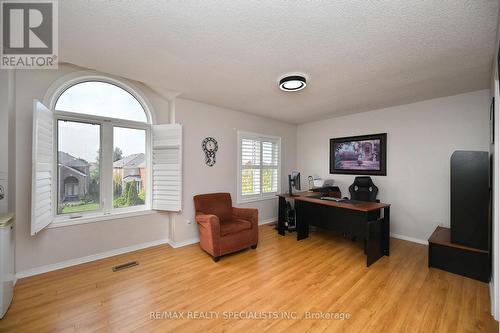 5421 Kinglet Avenue, Mississauga, ON - Indoor