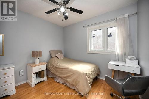 5421 Kinglet Avenue, Mississauga, ON - Indoor Photo Showing Bedroom