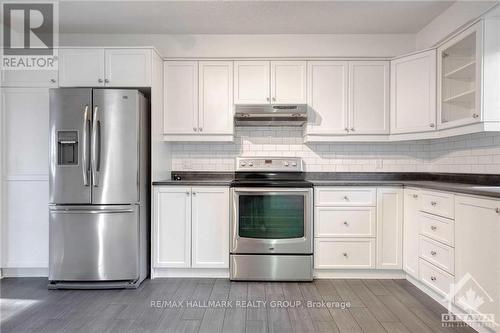 642 Gaines Drive, Ottawa, ON - Indoor Photo Showing Kitchen