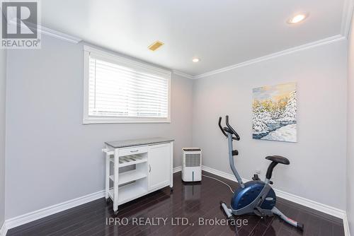 404 Claircrest Avenue, Mississauga, ON - Indoor Photo Showing Gym Room