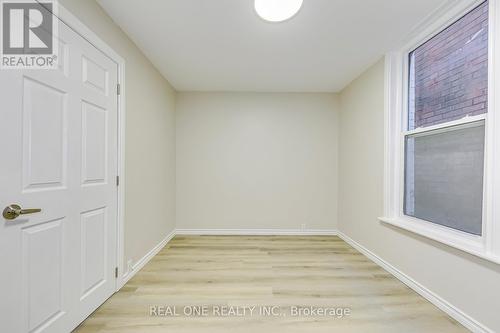 86 Queen Street, Brantford, ON - Indoor Photo Showing Other Room