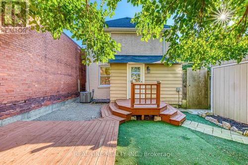 86 Queen Street, Brantford, ON - Outdoor With Deck Patio Veranda With Exterior