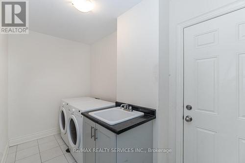 1 Snowhill Lane, Brampton, ON - Indoor Photo Showing Laundry Room