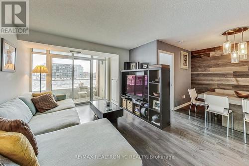 721 - 85 East Liberty Street, Toronto, ON - Indoor Photo Showing Living Room