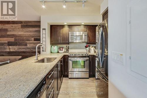 721 - 85 East Liberty Street, Toronto, ON - Indoor Photo Showing Kitchen With Upgraded Kitchen